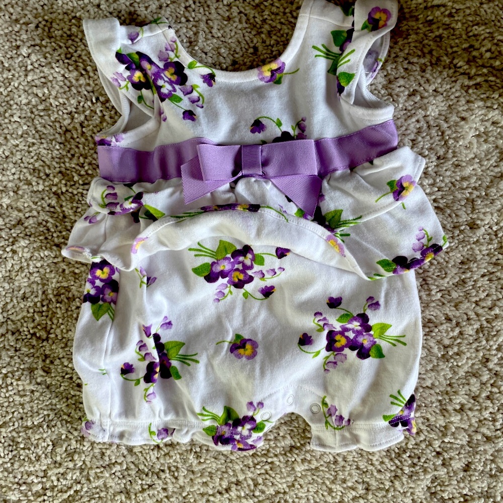 COPY - Gymboree Baby Girl Outfit and Hat